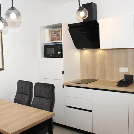 Lana Apartment