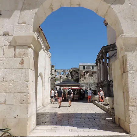 Apartment Lana Split