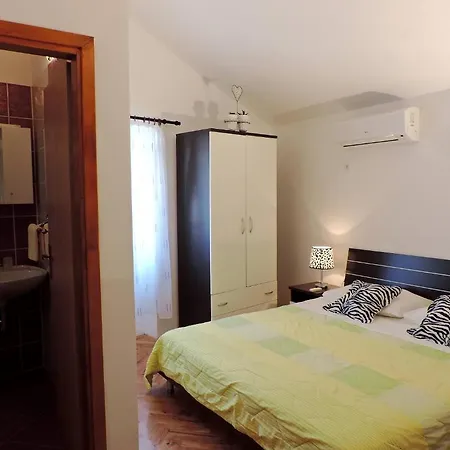 Apartment Lana Split
